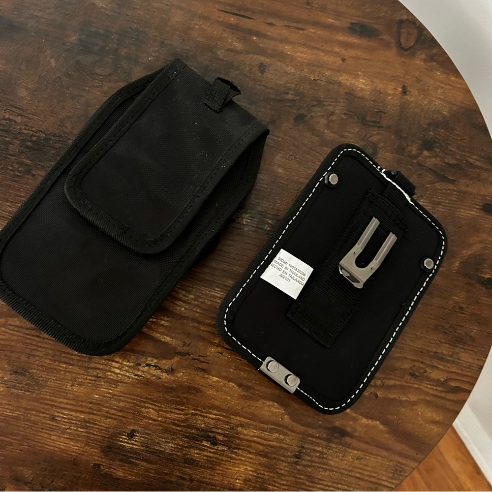 Husky belt pouch .